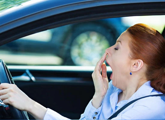 Một số cách chống buồn ngủ hiệu quả khi lái xe